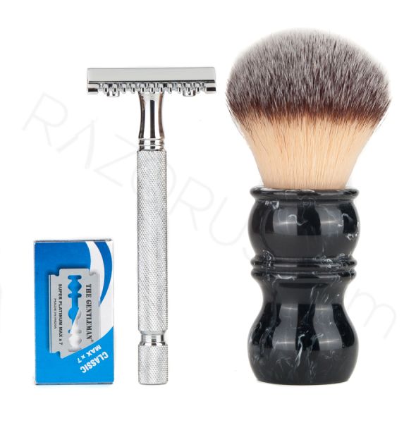 Budget Shaving Kit, Open Comb